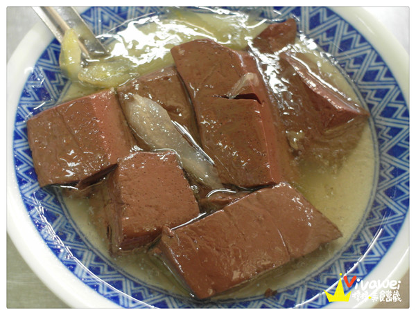 水上人家阿蘭姊水晶餃:苗栗市|在地人才知道的巷弄排隊早餐『水上人家阿蘭姊水晶餃』 Miaoli 南苗 小吃 必吃 早餐 午餐 水晶餃 乾麵 豬血湯