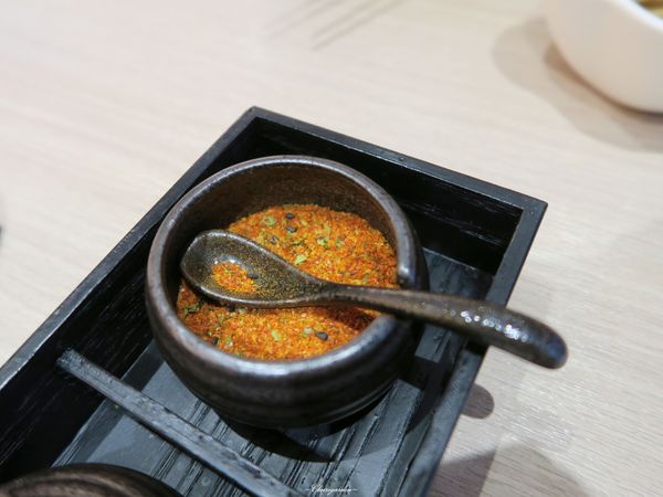 玄麻蕎麥處：台北 捷運忠孝敦化站 玄麻蕎麥處~創意風味的超彈牙蕎麥沾麵