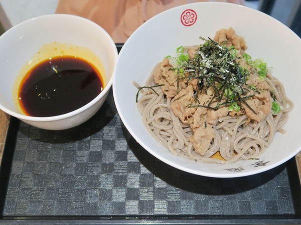 玄麻蕎麥處：台北 捷運忠孝敦化站 玄麻蕎麥處~創意風味的超彈牙蕎麥沾麵