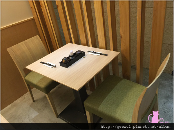 玄麻蕎麥處：玄麻蕎麥處~台北東區精緻和風Q彈蕎麥麵 白丸牛奶味增豚肉湯麵 赤丸辣油豚肉湯麵 柚香明太子馬鈴薯 田品堂檸檬薑茶