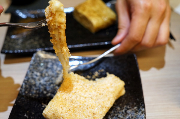 玄麻蕎麥處:(胖樺食記)台北東區216巷「玄麻蕎麥處」。美味的蕎麥麵佐以濃郁的湯頭及扎實的配料(內含完整菜單)。