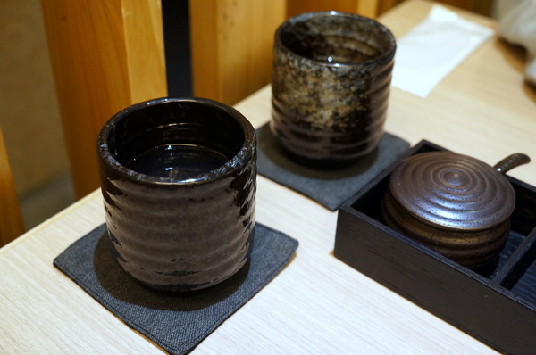 玄麻蕎麥處:(胖樺食記)台北東區216巷「玄麻蕎麥處」。美味的蕎麥麵佐以濃郁的湯頭及扎實的配料(內含完整菜單)。