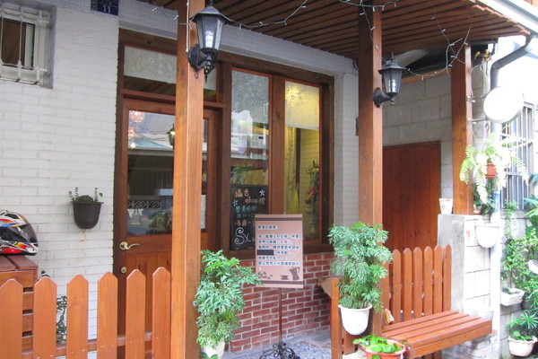 攝香攝影主題咖啡館：【南投。草屯】攝香咖啡館~藏於巷弄裡的特別咖啡館