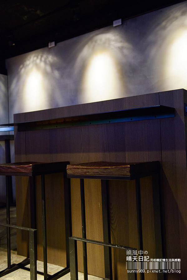 Hub倉美食酒吧：【Hub倉美食酒吧 】炸物強推的三五好友小酌聚點