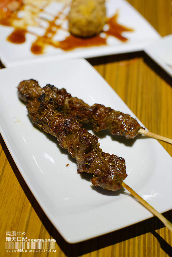 Hub倉美食酒吧：【Hub倉美食酒吧 】炸物強推的三五好友小酌聚點