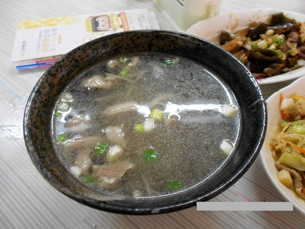 溫媽媽麵飯房：仲夏蓮香覓食趣之塞牙縫篇