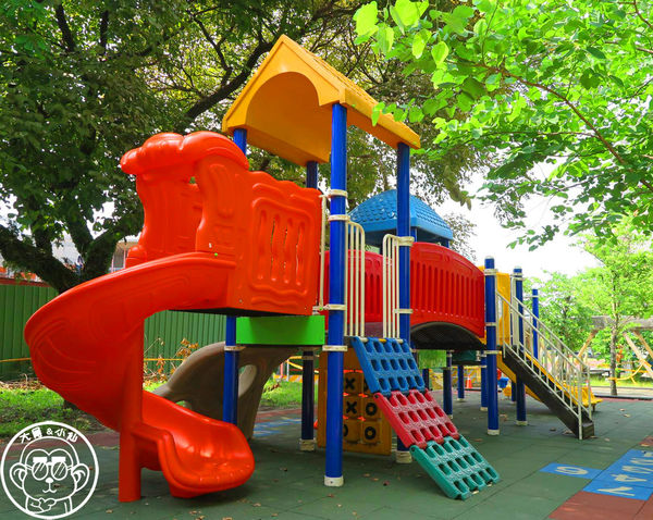 中山國小:作伙來企投【宜蘭・中山國小】四座溜滑梯讓小朋友玩瘋了