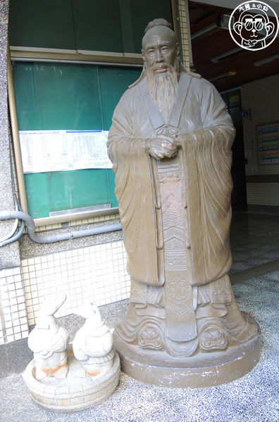 中山國小:作伙來企投【宜蘭・中山國小】四座溜滑梯讓小朋友玩瘋了