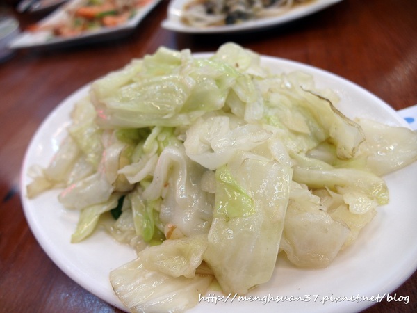 豪霸海鮮料理：食記►新北新店┃豪霸海鮮餐廳┃台灣尚青！（窩客島體驗）