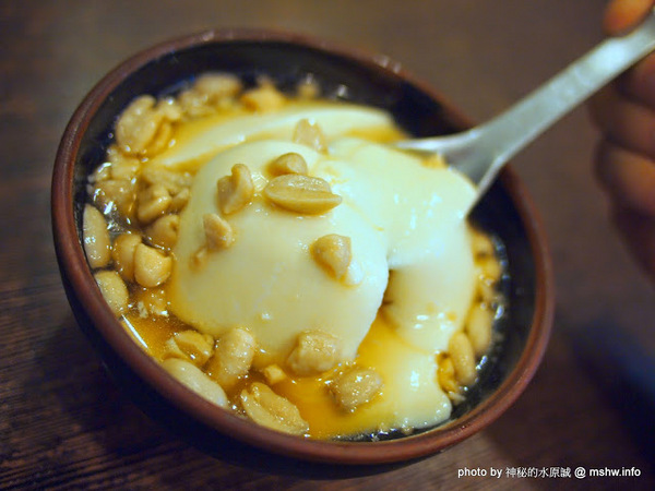 馬岡豆花(東興店)：【食記】台中Makang 馬岡豆花專賣東興店@南屯 : 豆味香濃滑順…讓你找回記憶中的那種感動？!