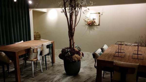 貳房苑 Livingreen:(胖樺食記)台北市大安區貳房苑 Livingreen。充滿藝術氣息的特色店家提供手工甜點及主餐。