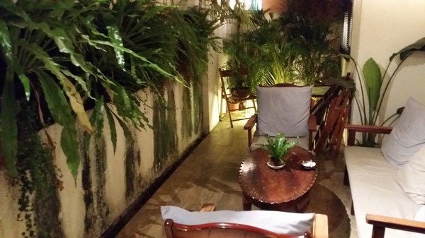 貳房苑 Livingreen:(胖樺食記)台北市大安區貳房苑 Livingreen。充滿藝術氣息的特色店家提供手工甜點及主餐。