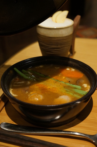 貳房苑 Livingreen:(胖樺食記)台北市大安區貳房苑 Livingreen。充滿藝術氣息的特色店家提供手工甜點及主餐。