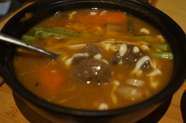 貳房苑 Livingreen:(胖樺食記)台北市大安區貳房苑 Livingreen。充滿藝術氣息的特色店家提供手工甜點及主餐。