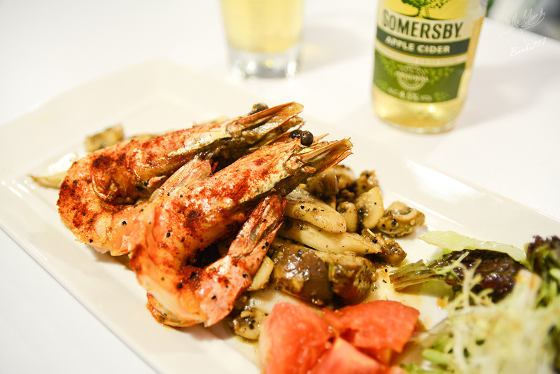 [世足賽球賽轉播運動餐廳]台北大安區.Fantasy Diner 潮流美式餐廳,美式漢堡、早午餐、帕里尼、義大利麵、燉飯、啤酒(捷運台電大樓站):Banbi217 美食旅遊