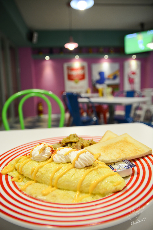 [世足賽球賽轉播運動餐廳]台北大安區.Fantasy Diner 潮流美式餐廳,美式漢堡、早午餐、帕里尼、義大利麵、燉飯、啤酒(捷運台電大樓站):Banbi217 美食旅遊