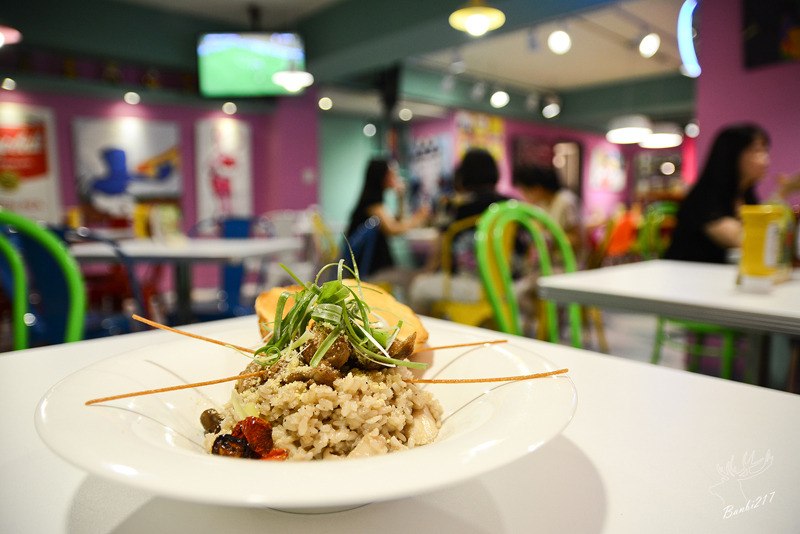 [世足賽球賽轉播運動餐廳]台北大安區.Fantasy Diner 潮流美式餐廳,美式漢堡、早午餐、帕里尼、義大利麵、燉飯、啤酒(捷運台電大樓站):Banbi217 美食旅遊