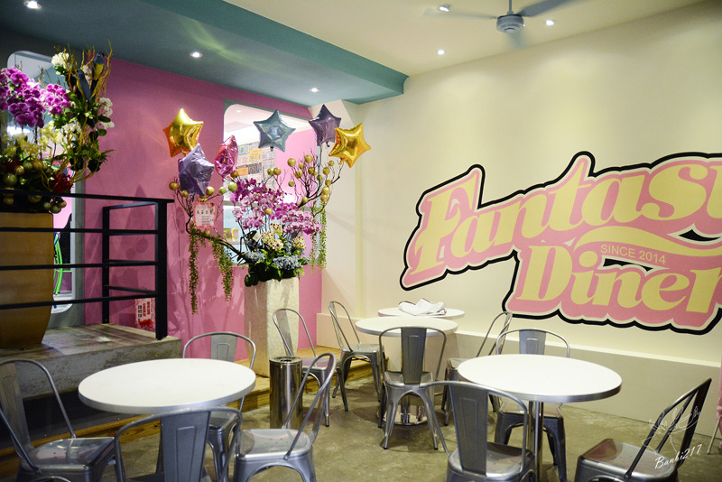 [世足賽球賽轉播運動餐廳]台北大安區.Fantasy Diner 潮流美式餐廳,美式漢堡、早午餐、帕里尼、義大利麵、燉飯、啤酒(捷運台電大樓站):Banbi217 美食旅遊