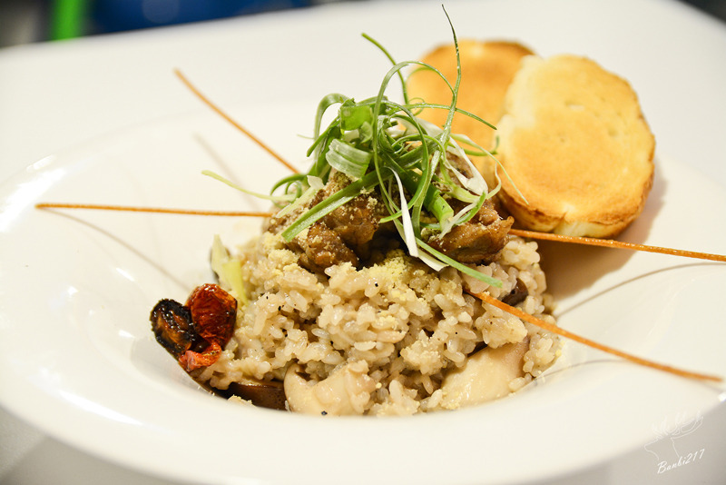 [世足賽球賽轉播運動餐廳]台北大安區.Fantasy Diner 潮流美式餐廳,美式漢堡、早午餐、帕里尼、義大利麵、燉飯、啤酒(捷運台電大樓站):Banbi217 美食旅遊