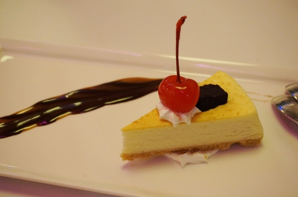 Fantasy Diner 潮流美式餐廳：[忠孝敦化] Fantasy Diner 潮流美式餐廳：多樣化選擇～