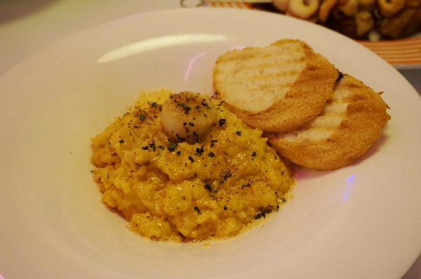 Fantasy Diner 潮流美式餐廳：[忠孝敦化] Fantasy Diner 潮流美式餐廳：多樣化選擇～