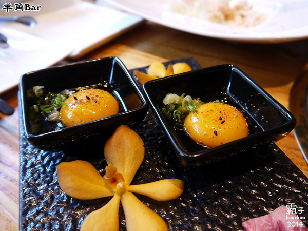 羊角BAR 炭燒和牛專門:羊角BAR炭燒和牛專門,頂級和牛有專人燒烤服務,高級享受~