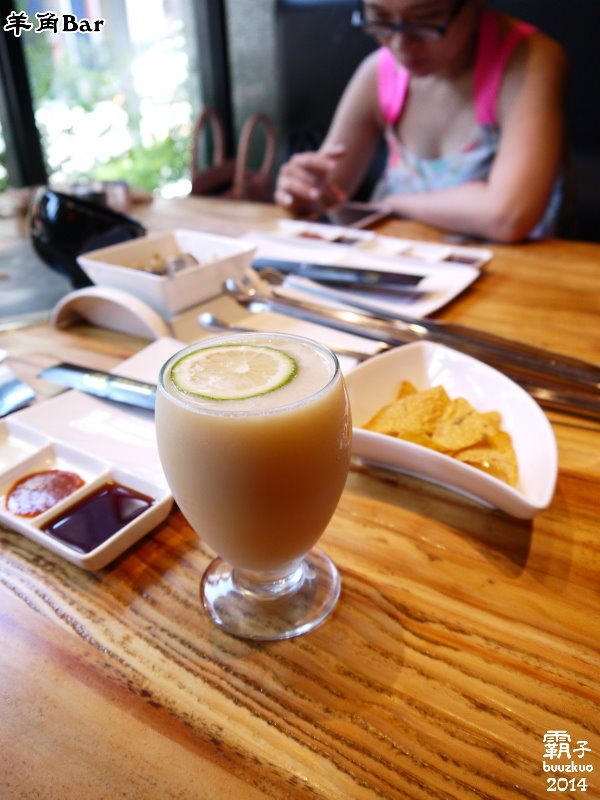 羊角BAR 炭燒和牛專門:羊角BAR炭燒和牛專門,頂級和牛有專人燒烤服務,高級享受~