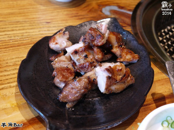 羊角BAR 炭燒和牛專門:羊角BAR炭燒和牛專門,頂級和牛有專人燒烤服務,高級享受~