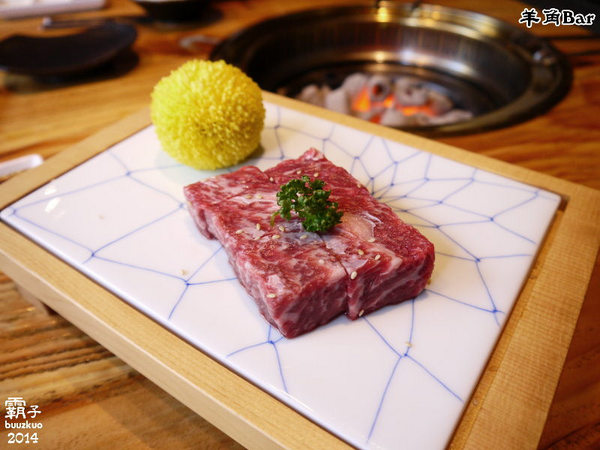 羊角BAR 炭燒和牛專門:羊角BAR炭燒和牛專門,頂級和牛有專人燒烤服務,高級享受~