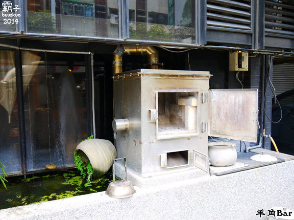 羊角BAR 炭燒和牛專門:羊角BAR炭燒和牛專門,頂級和牛有專人燒烤服務,高級享受~