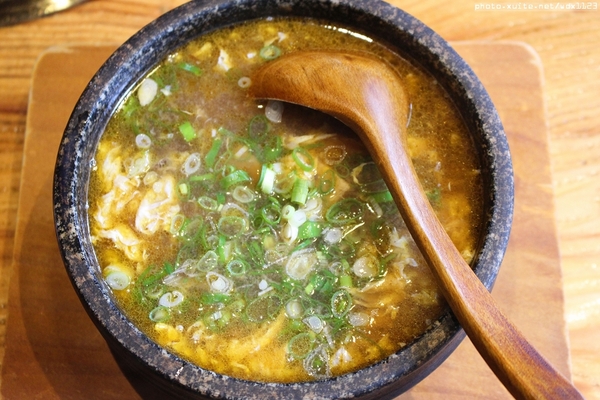 羊角 日式炭火燒肉(大墩旗艦店):羊角BAR 炭燒和牛專門✪頂極肉品、專人服務、美味饗宴~103.07.07