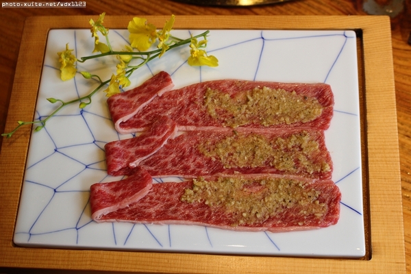 羊角 日式炭火燒肉(大墩旗艦店):羊角BAR 炭燒和牛專門✪頂極肉品、專人服務、美味饗宴~103.07.07