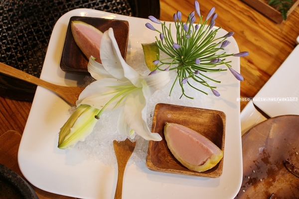 羊角 日式炭火燒肉(大墩旗艦店):羊角BAR 炭燒和牛專門✪頂極肉品、專人服務、美味饗宴~103.07.07