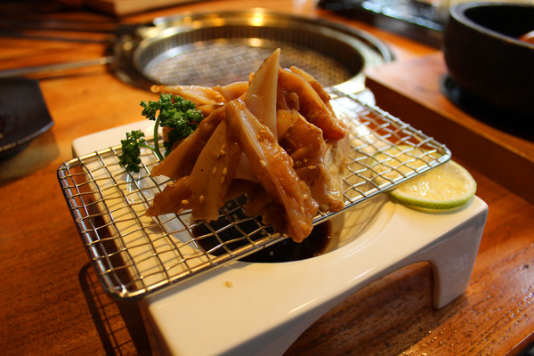 羊角BAR 炭燒和牛專門：[台中]服務與食材的頂級享受 羊角BAR 炭燒和牛專門