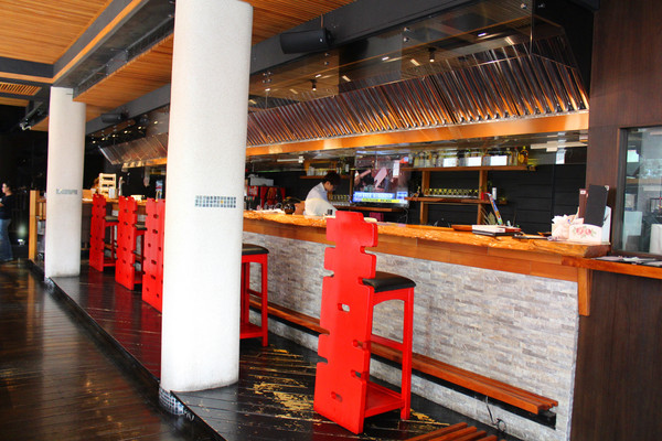 羊角BAR 炭燒和牛專門：[台中]服務與食材的頂級享受 羊角BAR 炭燒和牛專門