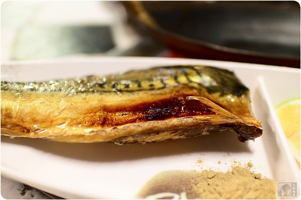 那兩蚵烤鮮蚵：台中美食-那兩蚵烤鮮蚵-看夜景配美食-產地直送東石鮮蚵