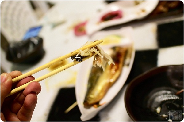 那兩蚵烤鮮蚵：台中美食-那兩蚵烤鮮蚵-看夜景配美食-產地直送東石鮮蚵