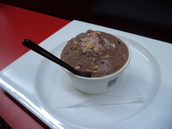 Cool N2 分子虎分子雪糕專賣店:Cool N2 分子虎分子雪糕專賣店──高科技與美味兼具的特色冰品