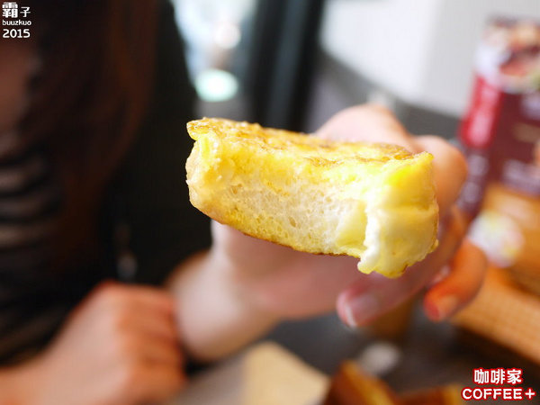 caffe+ 咖啡家(台中向上店)：COFFEE+咖啡家，英倫吐司好豐盛阿！！