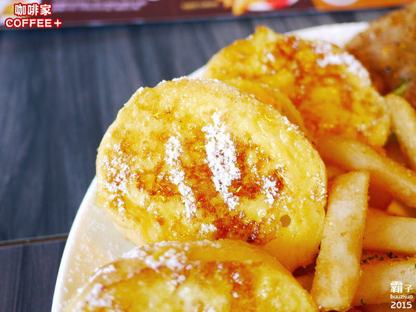 caffe+ 咖啡家(台中向上店)：COFFEE+咖啡家，英倫吐司好豐盛阿！！
