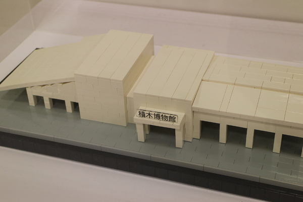 2015積木大師：「積」起你的「木」光『2015積木大師展』新光三越站前店/免費入場/台北車站