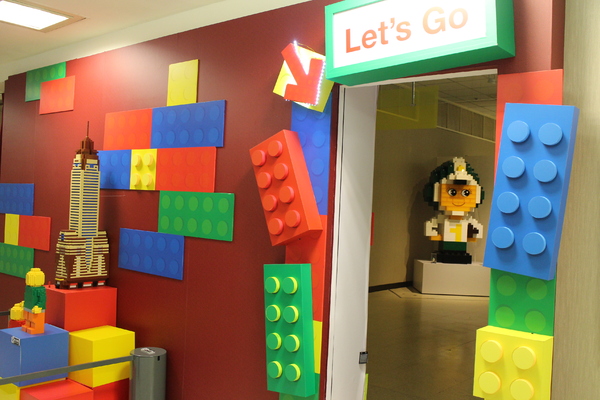 2015積木大師：「積」起你的「木」光『2015積木大師展』新光三越站前店/免費入場/台北車站