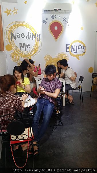 BEE&MILK:桃園/桃園市 來自星星的蜂巢霜淇淋~<蜂> 味十足超香濃~BEE&MILK