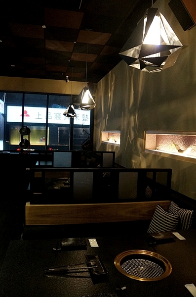 Mist迷霧精緻燒肉:高雄【Mist迷霧精緻燒肉】lounge bar 9A和牛專屬人員親烤 燒肉推薦 單點式燒肉