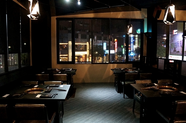 Mist迷霧精緻燒肉:高雄【Mist迷霧精緻燒肉】lounge bar 9A和牛專屬人員親烤 燒肉推薦 單點式燒肉