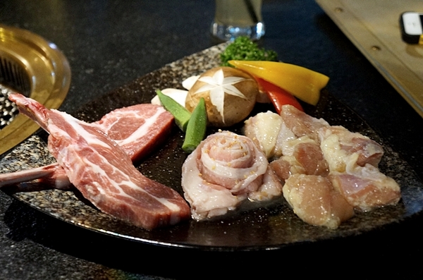 Mist迷霧精緻燒肉:高雄【Mist迷霧精緻燒肉】lounge bar 9A和牛專屬人員親烤 燒肉推薦 單點式燒肉