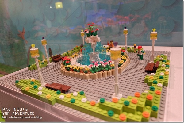 Fun大吧！積木村。走進積木的甜蜜世界–巨型積木展(台北場)：▋〈展覽〉華山 。Fun大吧!積木村。親愛的，我把樂高變大了！ ▋