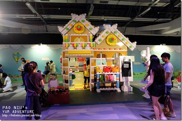 Fun大吧！積木村。走進積木的甜蜜世界–巨型積木展(台北場)：▋〈展覽〉華山 。Fun大吧!積木村。親愛的，我把樂高變大了！ ▋