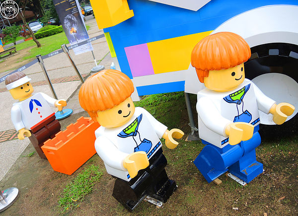 Fun大吧!積木村。走進積木的甜蜜世界–巨型積木展(台北場):期間限定【103.06/20-103.9/14台北・Fun大吧!積木村】一起成為樂高積木村民吧