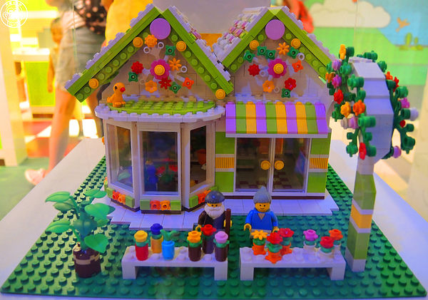 Fun大吧!積木村。走進積木的甜蜜世界–巨型積木展(台北場):期間限定【103.06/20-103.9/14台北・Fun大吧!積木村】一起成為樂高積木村民吧